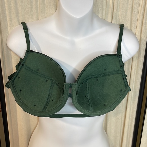 NWT- 3 PC SILKY GREEN LACE LINGERIE SET BRA, HIGH WAISTED G THONG & GARTER L/XL - Picture 13 of 13